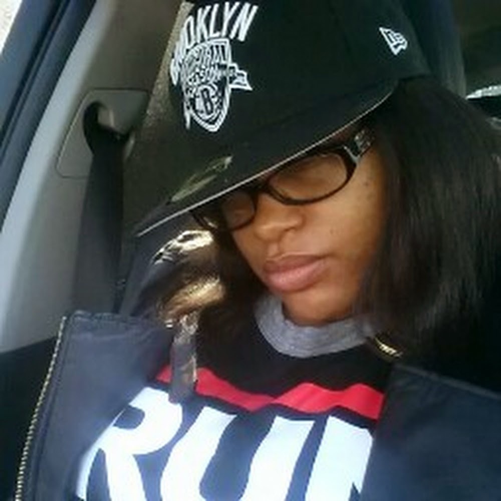 Meet your Posher, Lytoya